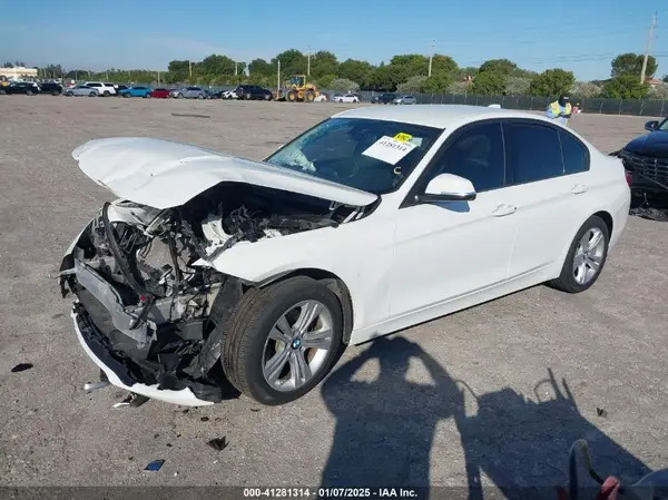 WBA8E9G54GNT83316 2016 BMW 3ER - Image 2