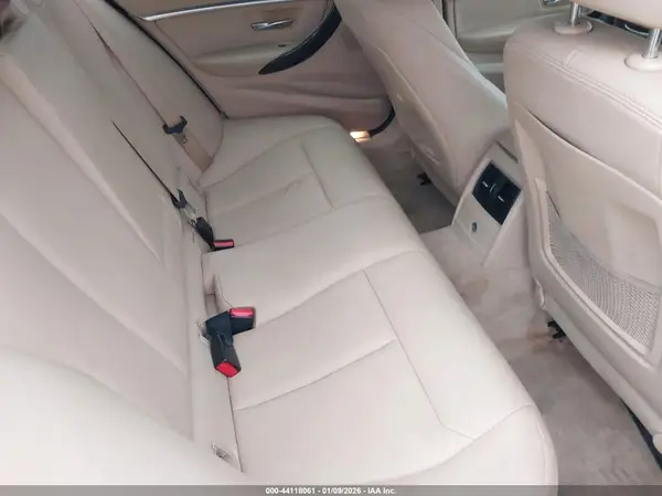 WBA8E9G54GNT83882 2016 BMW 3ER - Image 8