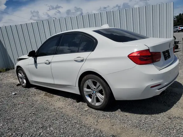 WBA8E9G54GNT85583 2016 BMW 3ER - Image 2