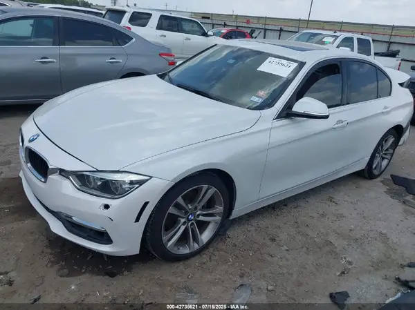 WBA8E9G54GNT86877 2016 BMW 3ER - Image 2