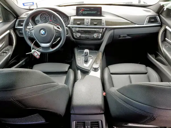 WBA8E9G54GNU28108 2016 BMW 3ER - Image 8