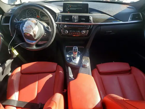 WBA8E9G54GNU28111 2016 BMW 3ER - Image 8