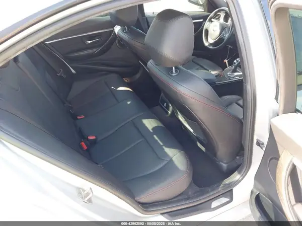 WBA8E9G55GNT83695 2016 BMW 3ER - Image 8