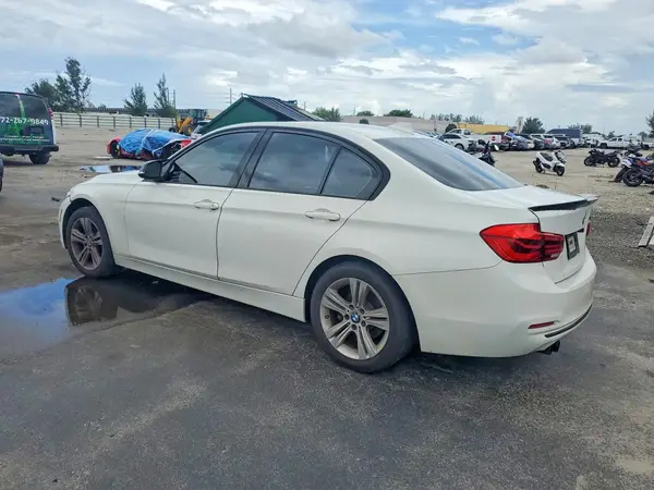 WBA8E9G56GNT42704 2016 BMW 3ER - Image 2