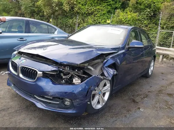 WBA8E9G56GNU28210 2016 BMW 3ER - Image 2