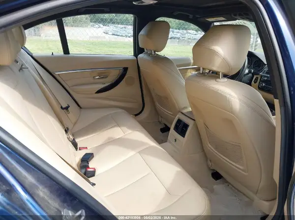 WBA8E9G56GNU28210 2016 BMW 3ER - Image 8