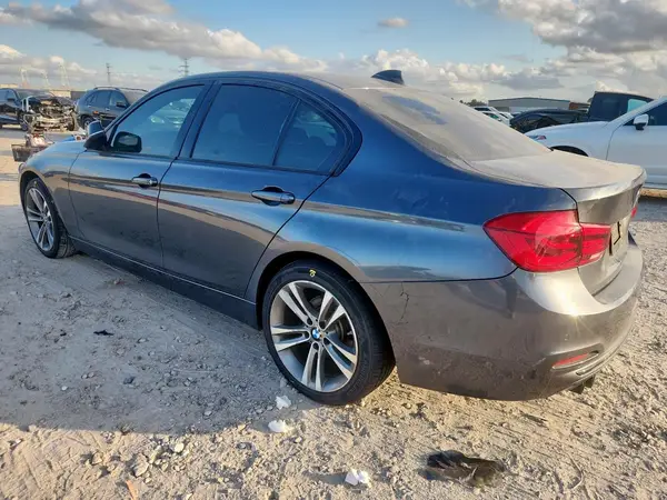 WBA8E9G57GNT42128 2016 BMW 3ER - Image 2