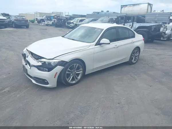 WBA8E9G57GNT43103 2016 BMW 3ER - Image 2