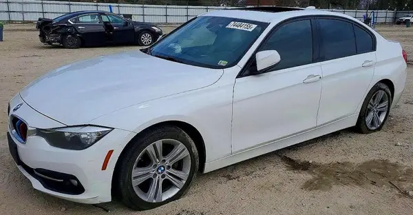 WBA8E9G57GNT43893 2016 BMW 3ER - Image 1