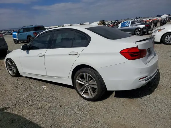 WBA8E9G57GNT44798 2016 BMW 3ER - Image 2
