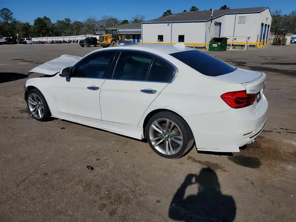 WBA8E9G57GNT44803 2016 BMW 3ER - Image 2