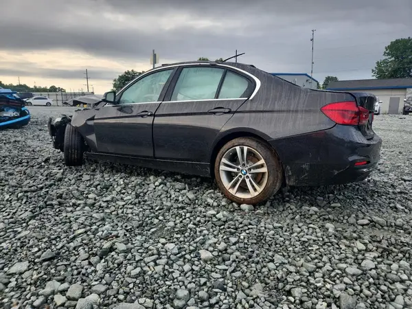 WBA8E9G57GNT81589 2016 BMW 3ER - Image 2