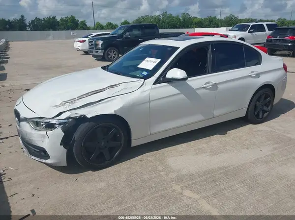 WBA8E9G57GNT81835 2016 BMW 3ER - Image 2