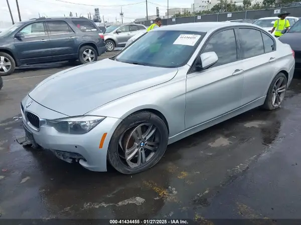 WBA8E9G57GNT83214 2016 BMW 3ER - Image 2