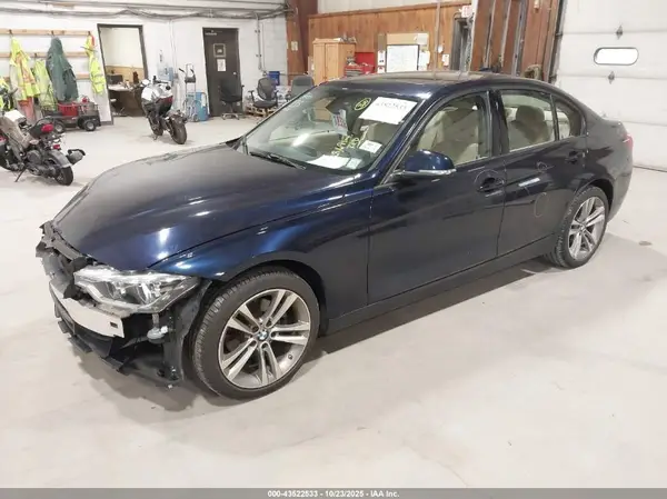 WBA8E9G57GNU28362 2016 BMW 3ER - Image 2