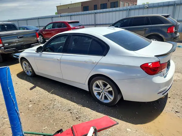 WBA8E9G57GNU28846 2016 BMW 3ER - Image 2