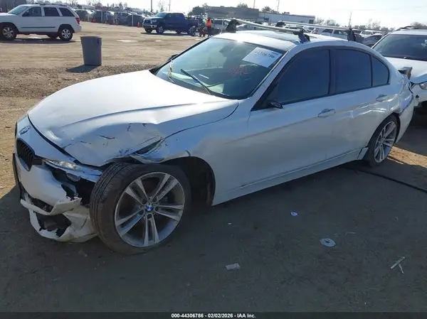 WBA8E9G58GNT42350 2016 BMW 3ER - Image 2
