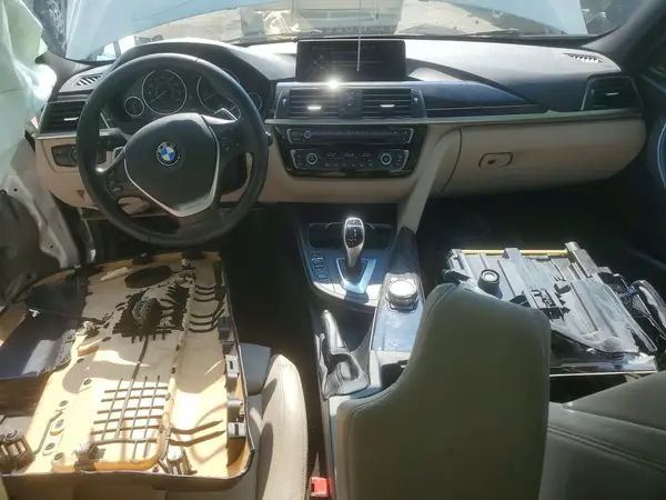 WBA8E9G58GNT45748 2016 BMW 3ER - Image 8