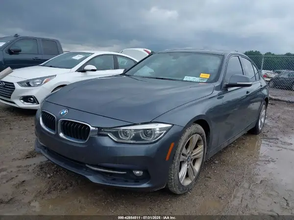 WBA8E9G58GNT46608 2016 BMW 3ER - Image 2