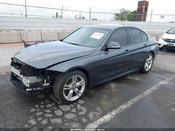WBA8E9G58GNT46852 2016 BMW 3ER - Image 2