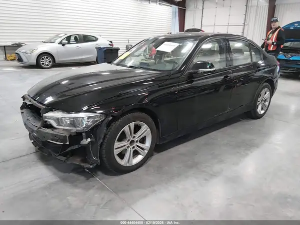 WBA8E9G58GNT81682 2016 BMW 3ER - Image 2