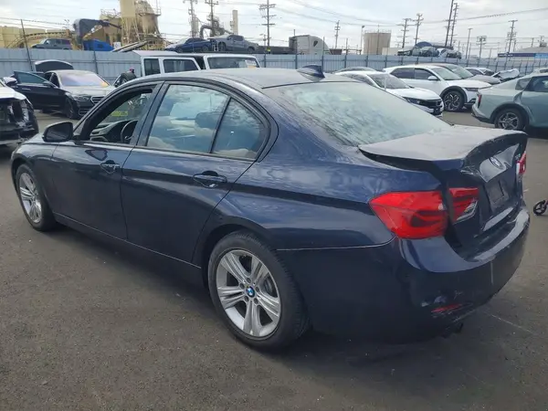 WBA8E9G58GNT81746 2016 BMW 3ER - Image 2