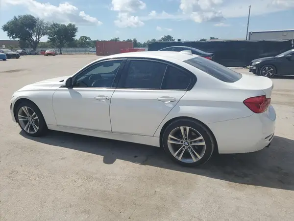 WBA8E9G58GNT82492 2016 BMW 3ER - Image 2