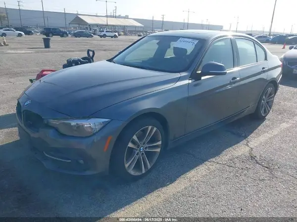 WBA8E9G58GNT85599 2016 BMW 3ER - Image 2