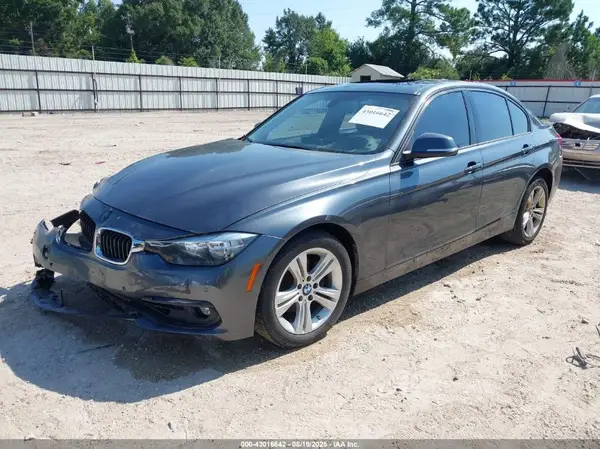 WBA8E9G58GNT86011 2016 BMW 3ER - Image 2