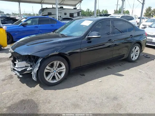 WBA8E9G58GNT86073 2016 BMW 3ER - Image 2