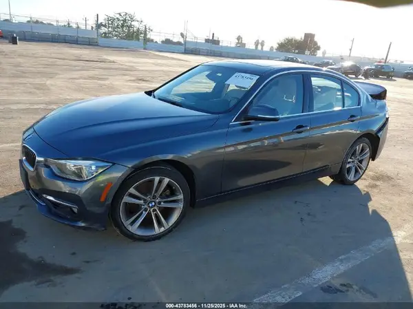 WBA8E9G58GNT88342 2016 BMW 3ER - Image 2
