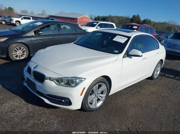 WBA8E9G58GNU28077 2016 BMW 3ER - Image 2