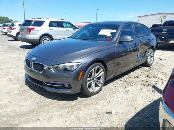 WBA8E9G58GNU30203 2016 BMW 3ER - Image 2
