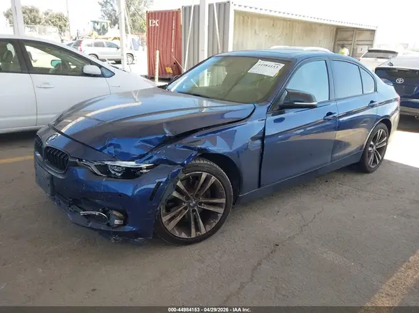 WBA8E9G59GNT43605 2016 BMW 3ER - Image 2
