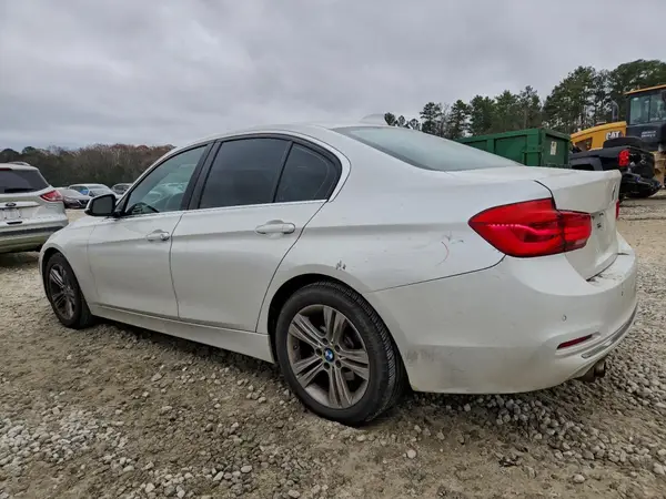 WBA8E9G59GNT44687 2016 BMW 3ER - Image 2