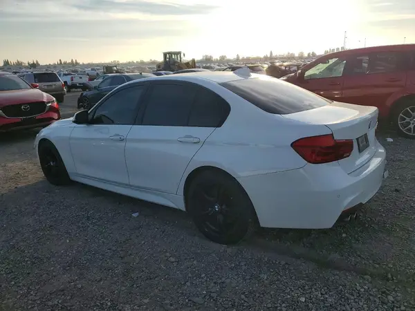 WBA8E9G59GNT82131 2016 BMW 3ER - Image 2