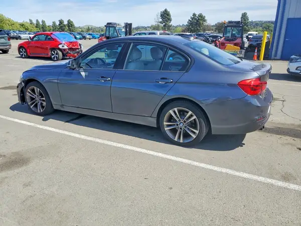 WBA8E9G59GNT84378 2016 BMW 3ER - Image 2
