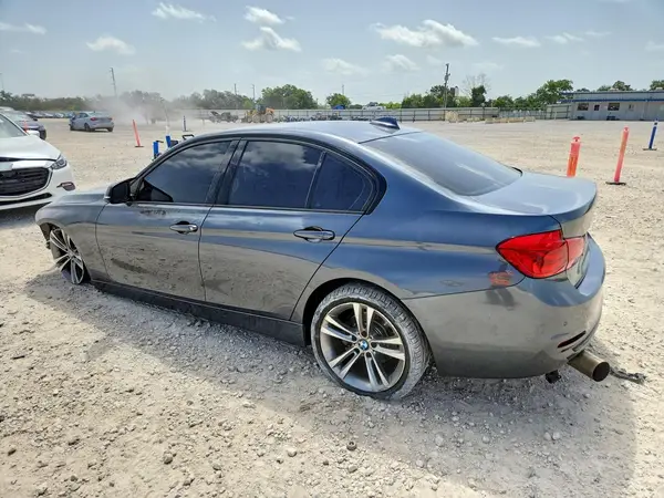 WBA8E9G59GNT87037 2016 BMW 3ER - Image 2