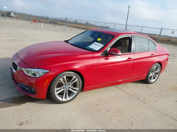 WBA8E9G59GNU28539 2016 BMW 3ER - Image 2