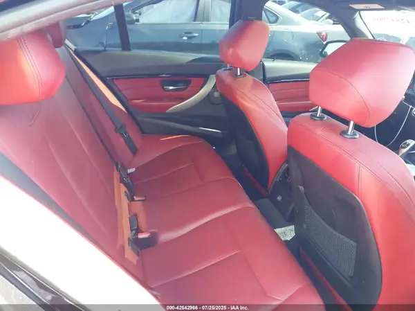 WBA8E9G59GNU29576 2016 BMW 3ER - Image 8