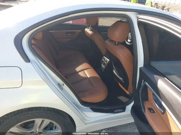 WBA8E9G5XGNT42754 2016 BMW 3ER - Image 8