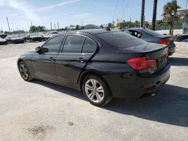 WBA8E9G5XGNT44200 2016 BMW 3ER - Image 2