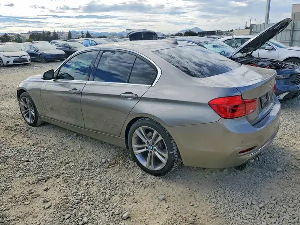 WBA8E9G5XGNT45430 2016 BMW 3ER - Image 2