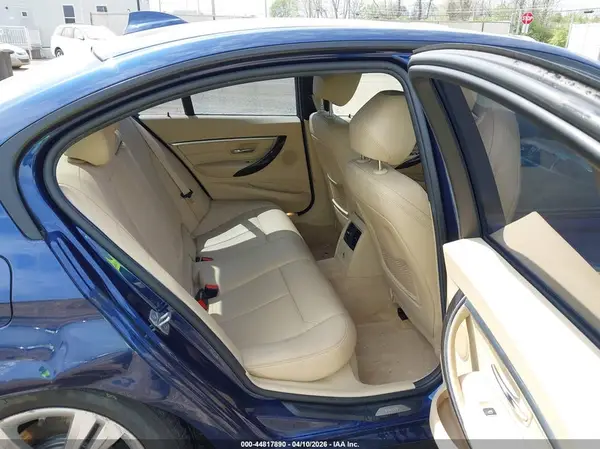 WBA8E9G5XGNT82204 2016 BMW 3ER - Image 8