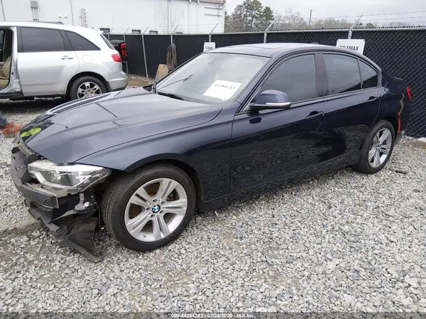 WBA8E9G5XGNU28470 2016 BMW 3ER - Image 2