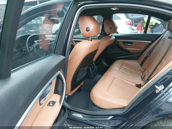 WBA8E9G5XGNU28470 2016 BMW 3ER - Image 8
