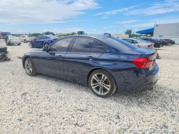 WBA8E9G5XGNU29201 2016 BMW 3ER - Image 2