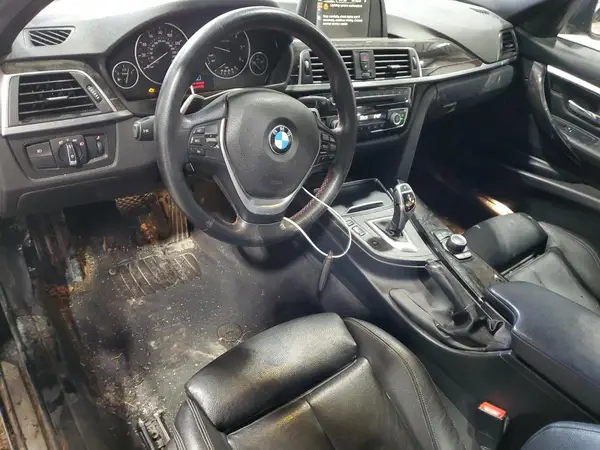 WBA8F1C30HK825921 2017 BMW 3ER - Image 8