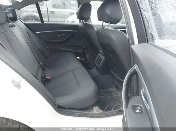 WBA8F1C32HK826004 2017 BMW 3ER - Image 8