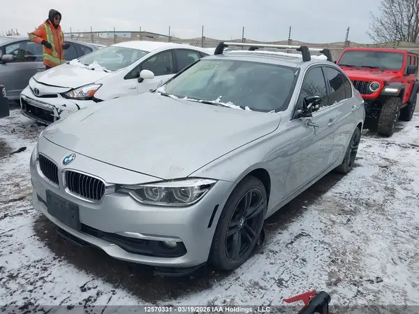 WBA8F1C34HK826120 2017 BMW 3ER - Image 2